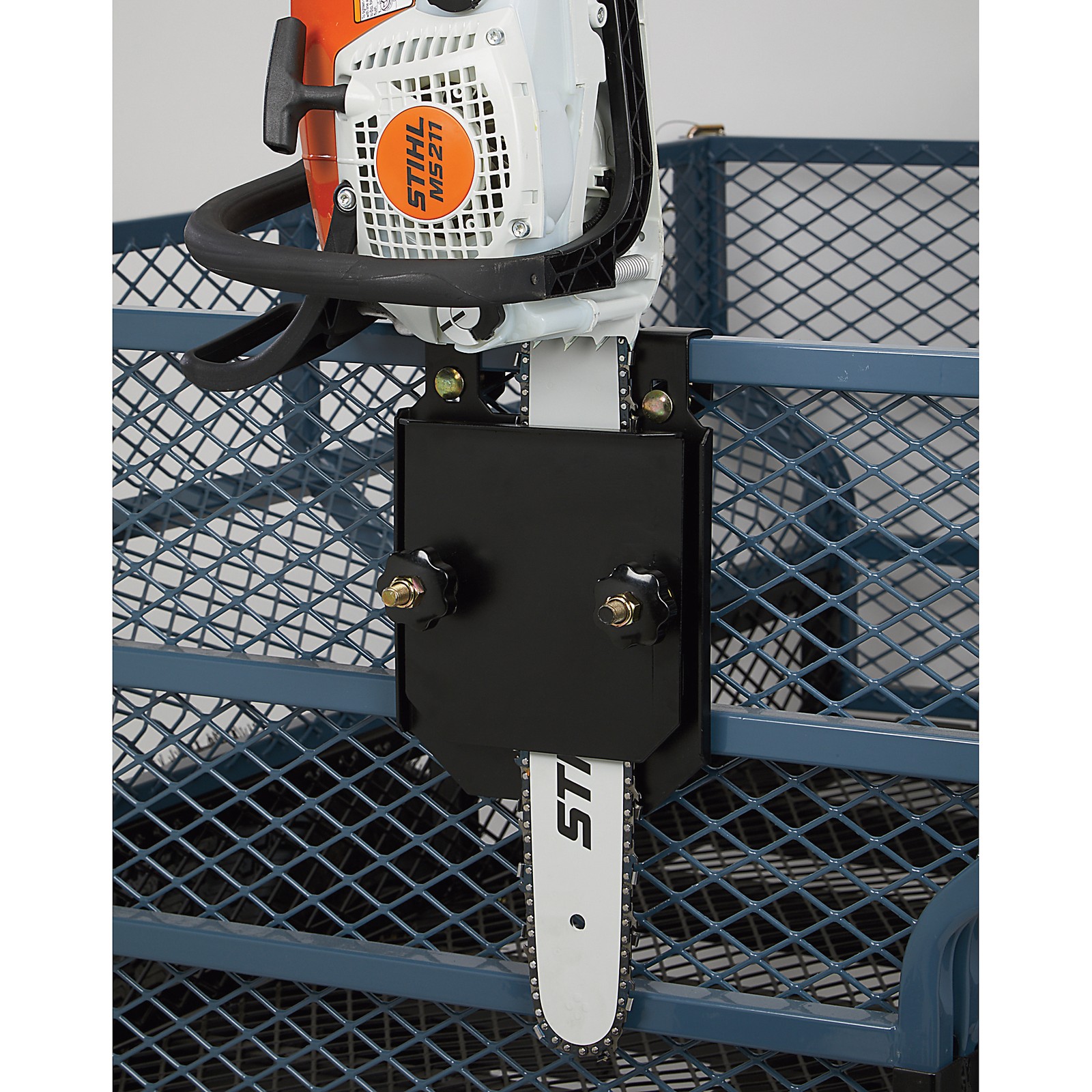 Strongway Chainsaw Holder Kit