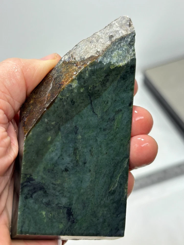 Washington State Jade slab W Translucency Cabbing Lapidary Carving Combo Ship - Image 3 of 4