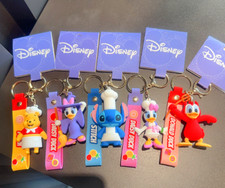 5 Styles Disney Donald Daisy Duck PVC Bags Hanger Pendant Keychains Key Rings