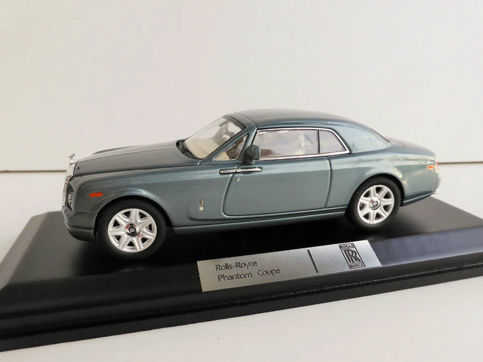 Rolls-Royce Phantom 2008 cupé Greenmet 1/43 IXO MOC166 Rolls Royce cupé MOC166 Foto 3 de 4