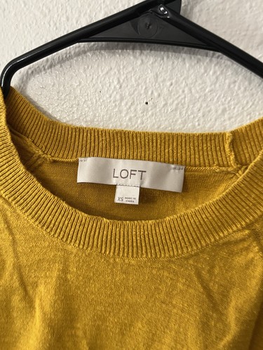 Ann Taylor LOFT Sweater Gold/Mustard Short Sleeve Women's Size XS - Picture 3 of 5