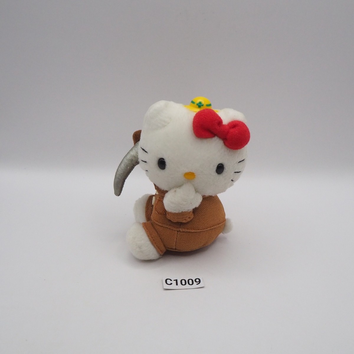 Hello Kitty C1009 Sanrio wooden pickaxe Mining Kurobe JUNK PLush