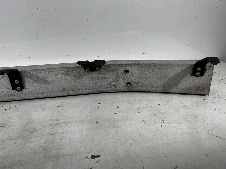 2010-2015 TOYOTA LAND CRUISER 150 FRONT BUMPER IMPACT REINFORCEMENT BAR OEM - Imagem 4 de 4