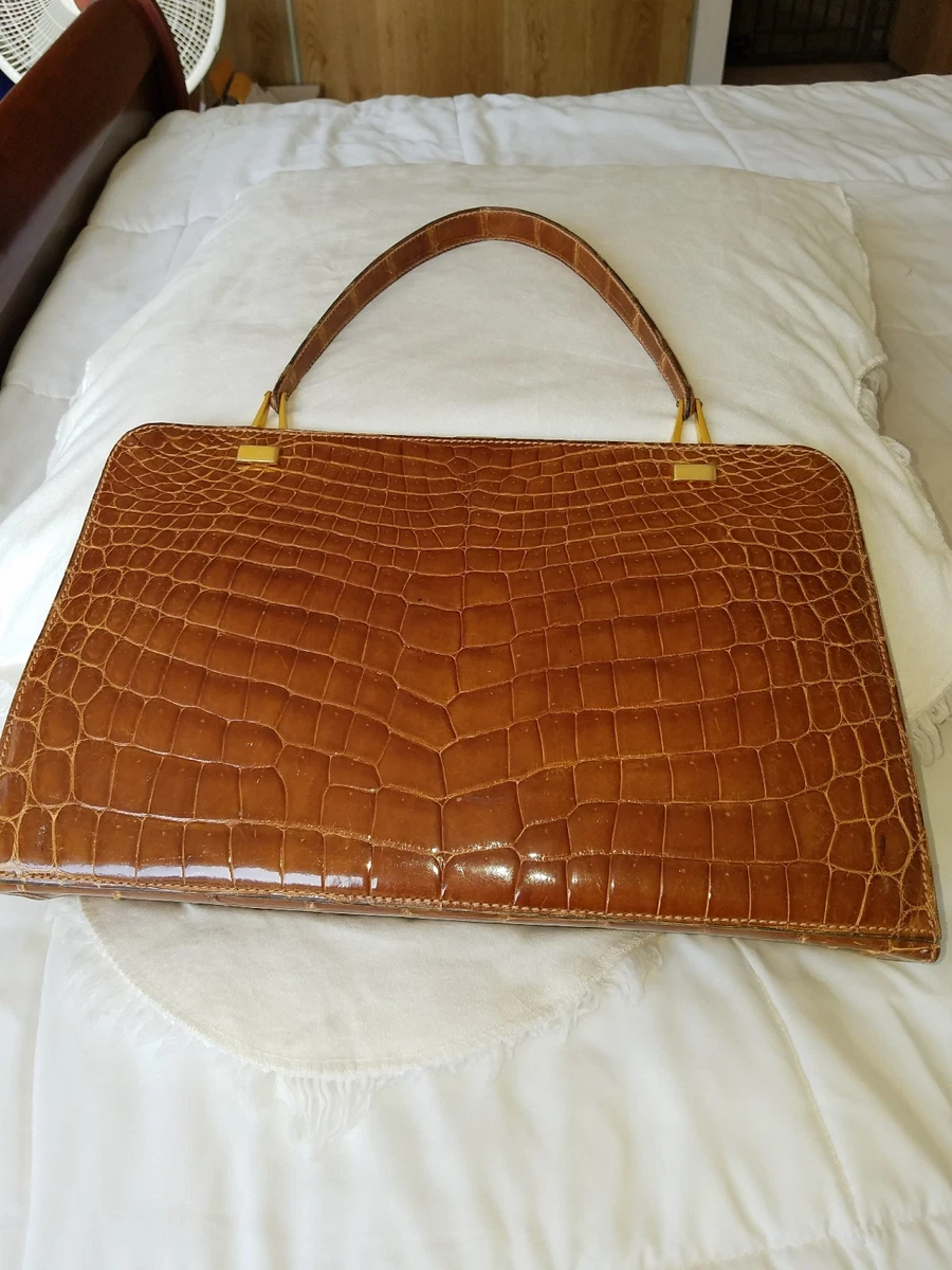 ALLIGATOR PURSE SAKS FIFTH AVENUE AUNTHENTIC FROM FRANCE VINTAGE