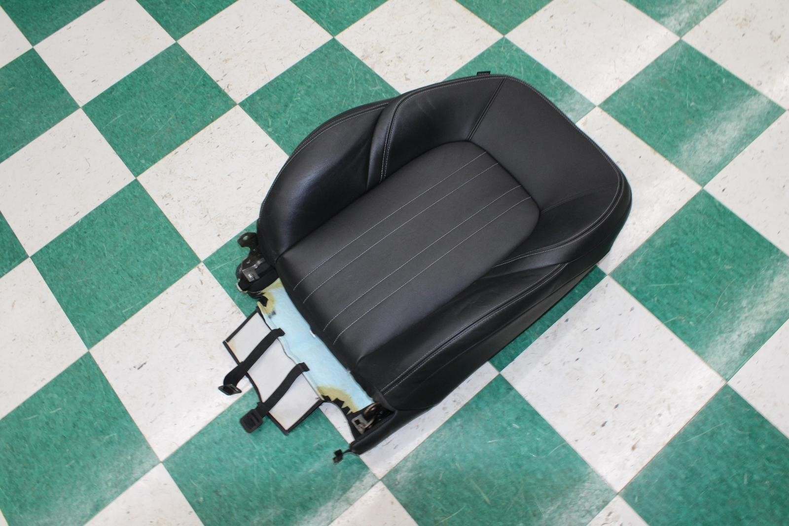⚠️NOTE⚠️ 14-17 Ghibli Black Leather Front Passenger RH RF Seat Upper Cushion OEM