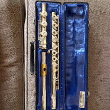 Gemeinhardt 2SP Concert Flute Open Hole Boehm...
