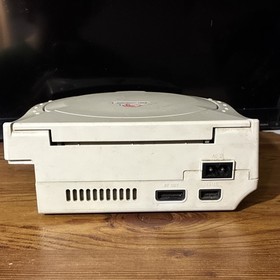 SEGA Dreamcast HKT-3020 White Console, 2 Controllers, Windows CE, NTSC-U/C