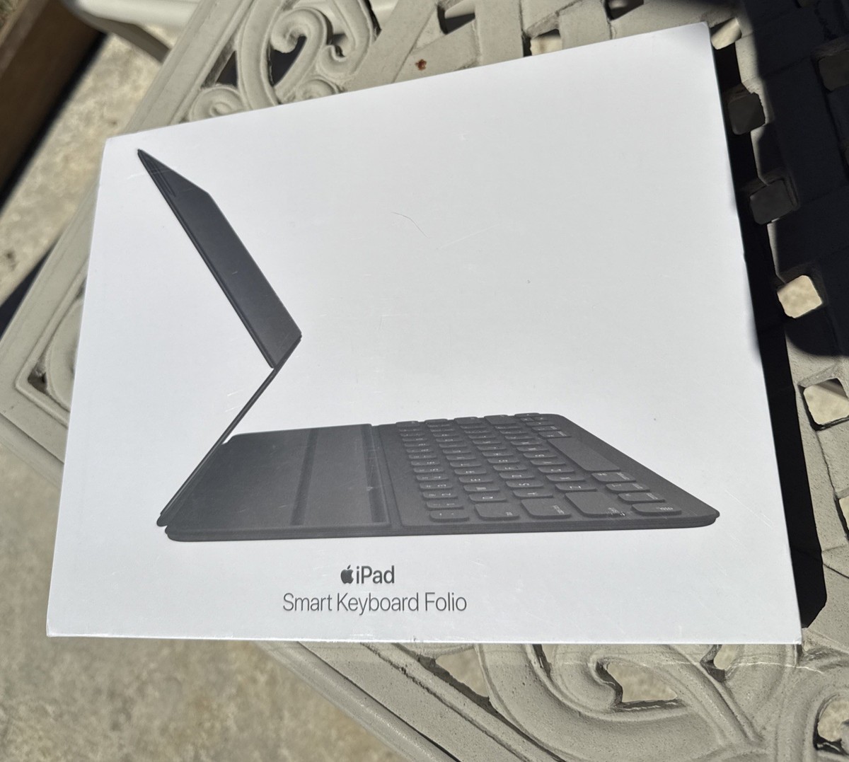 新品未使用　iPad Smart Keyboard Amazon.com: Smart Keyboard for pro, 12.9in Portable Tablet