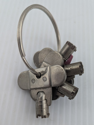 Vintage Takigen Key Safelok Master Control Switch Assorted Keys Lot of 4