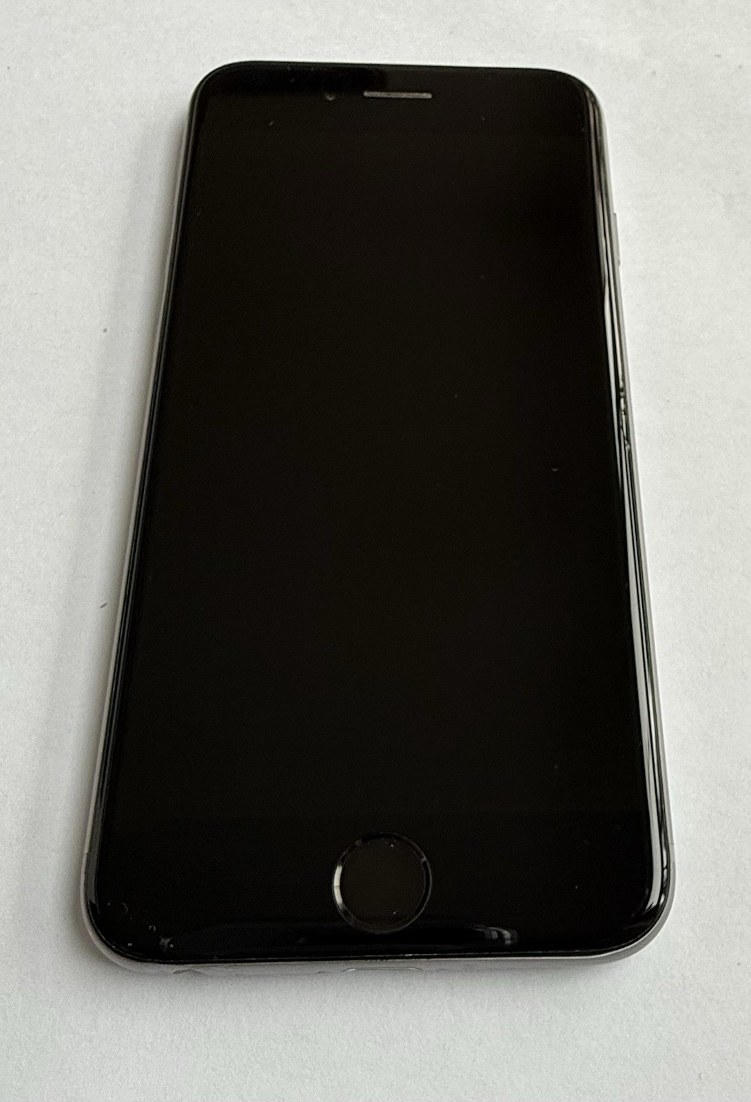 Apple iPhone 6 – 64GB – Space Grau – A1586 – Ohne Simlock – Inkl. OVP – Sehr gut