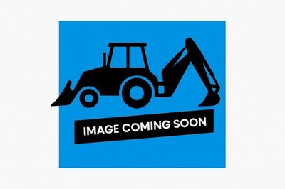 JCB BACKHOE - HYDRAULIC PUMP FLANGE PLATE (PARKER PUMP SPLINE MODELS ONLY)