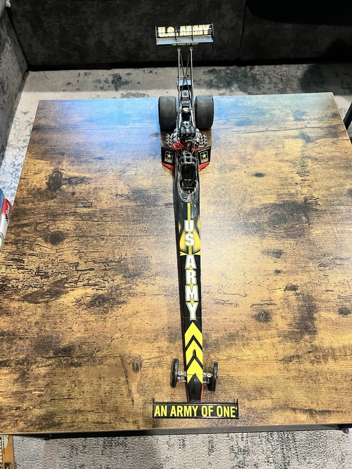 Tony Schumacher 1:16 U.S. Army Dragster “The Sarge” ‘03 Diecast – 1 of 1750 MIB - Image 2 of 4