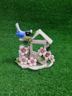 Vintage Nuova Capodimonte Savastano I.I.E Exclusive Blue Bird on Well