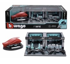 Mercedes-AMG PETRONAS F1 W15 - Burago 1:43 Formula One Racing Deluxe Paddock