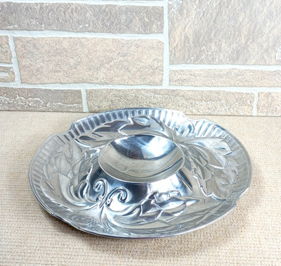 Wilton Armetale Acanthus Chip Dip Tray Round 13.5'' Serveware Platter 7890501
