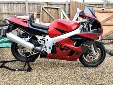SUZUKI GSXR GSXR600 SRAD 1999 PROJECT NEEDS REPAIRS 👀