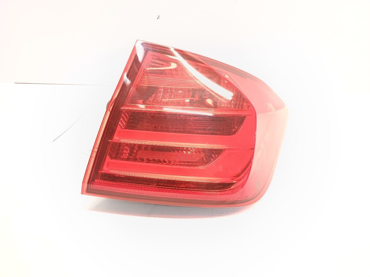 2012-2015 BMW F30 3-Series Sedan Early Right Rear Outer Tail Light Lamp LED OEM