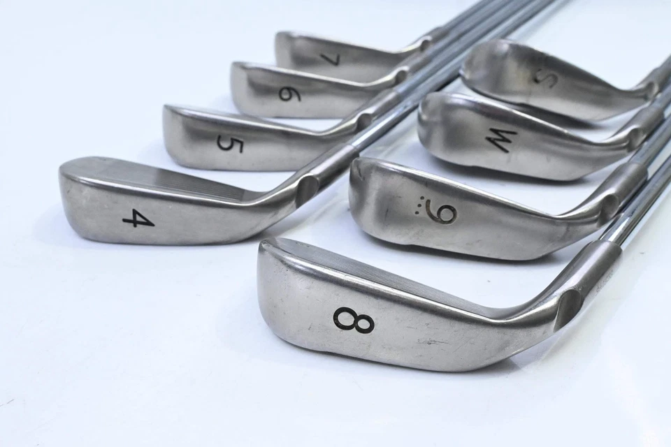 Ping G20 Irons / 4-PW+sW / Black Dot/ Regular Flex Ping CFS Steel Shafts - Image 4 of 4