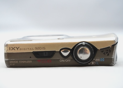 Canon IXY DIGITAL 920 IS Gold 10.0MP Compact Digital Camera