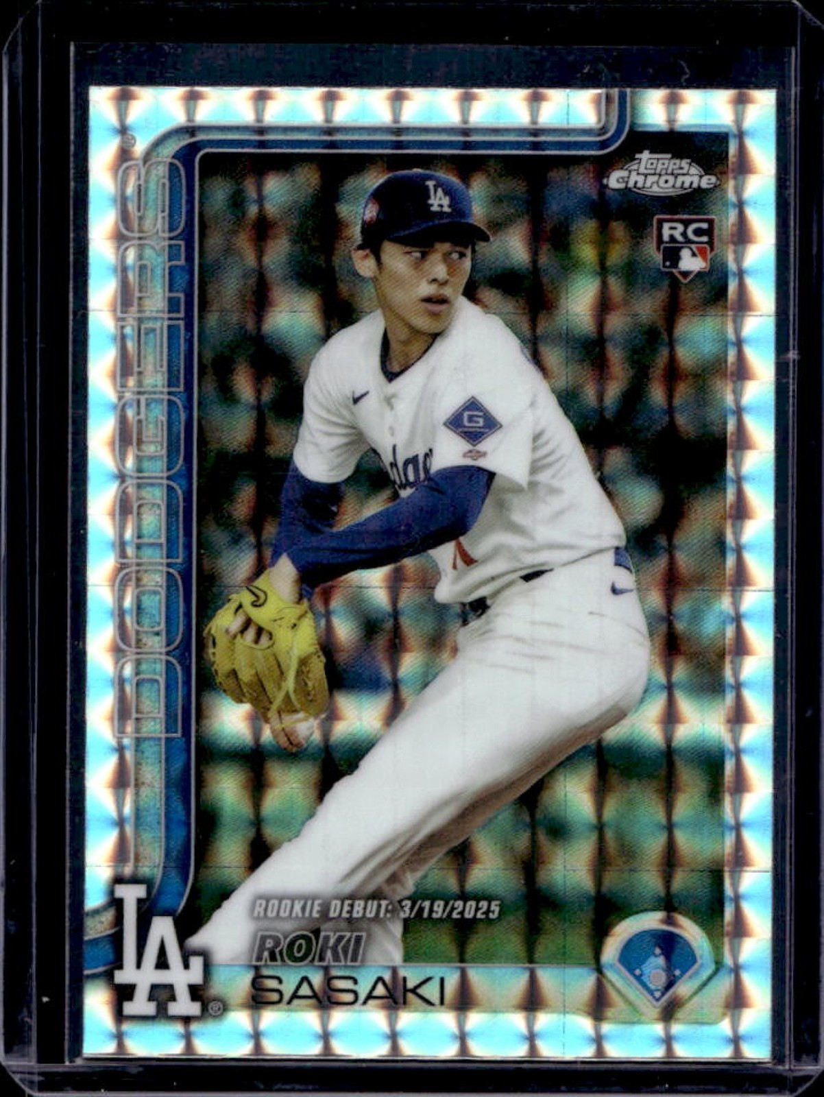 2025 Topps Chrome Update Roki Sasaki RC Geometric Refractor #USC73 Dodgers