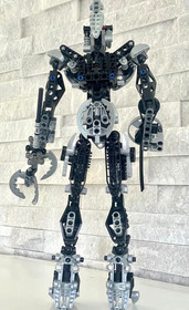Bionicle Titans Warrior:  Roodaka 8761 . Complete .