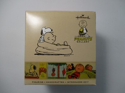 Hallmark Peanuts Gallery Snoopy Charlie Brown 4in Snoopy Bean Bag Chair 2017 box