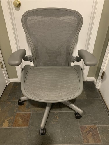 herman miller aeron stool size b