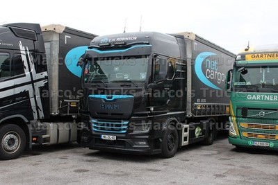 LKW Foto MAN TGX Planensattelzug Deutschland schwarz C.H. ROBINSON #l9gq