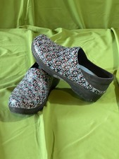 Crocs Neria Pro II Floral Clogs Womens 9  Sli...