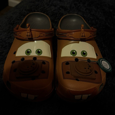 Crocs Men s Tow Mater Clog Sandals Brown Ventilated Slip-On US 12