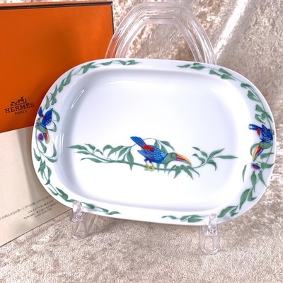 Hermes Tukane Vogel ovaler Teller Porzellan Geschirr 20 x 13 cm mit Etui