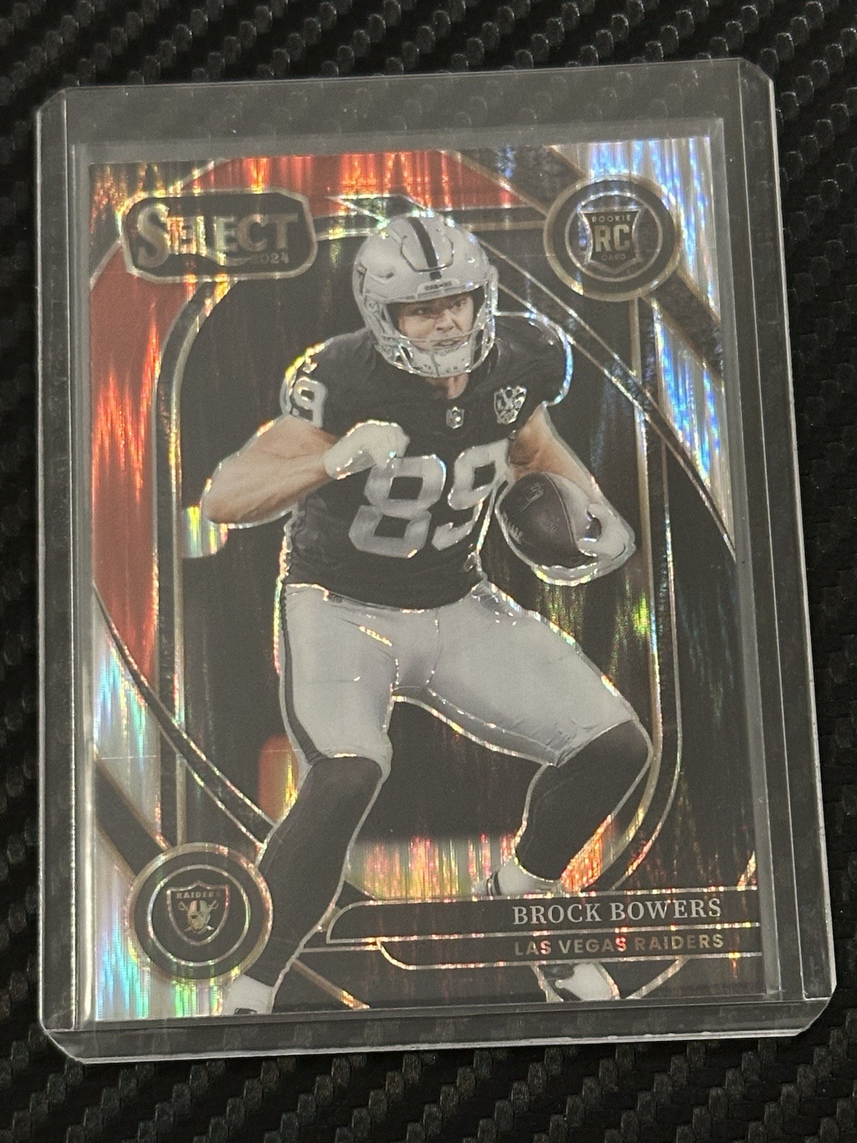 2024 Panini Select - Club Level Brock Bowers #222 Black & Red Shock Prizm (RC)