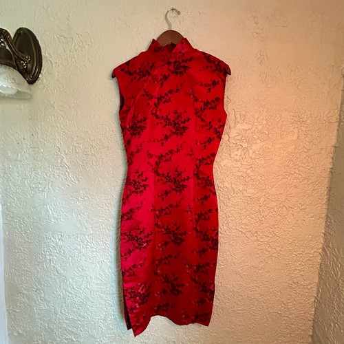 Vintage 1980s Chinese Brocade Cheongsam Dress Red/Black Satin Silk with Slip - Picture 16 of 17