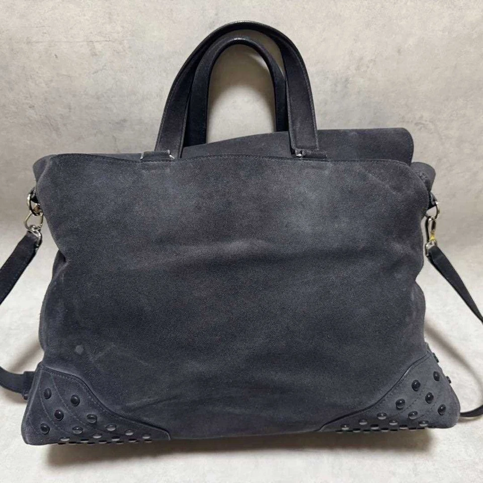 Bolso de Negocios TOD'S Mediano Tachuelas Gamuza Cuero Negro Para Hombre USADO DE JAPÓN Foto 3 de 4