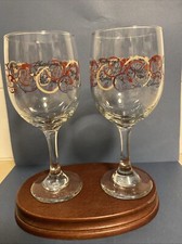 2 Wine Glasses with Flavors and Types of Wines Pinot Hoir Cabernet Chardonnay EC