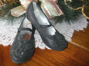 stride rite ballet flats
