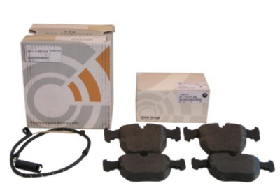 NEW BMW 3 E46 FRONT BRAKE PADS SET W/ WEAR SENSOR 34112157570 OEM NIKE エアフォースワン セリーナ・ウィリアムズ