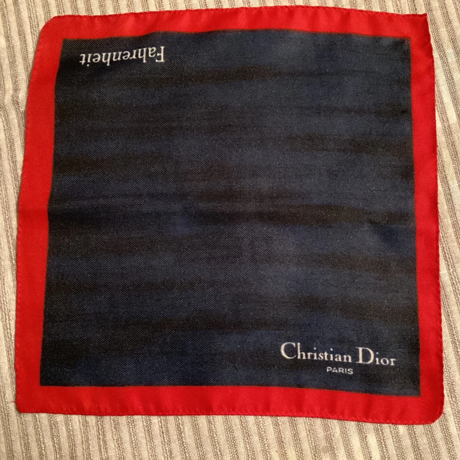 10” Homme Christian Dior Fahrenheit Cadeau Écharpe Poche Sq Mouchoir Rouge Marine