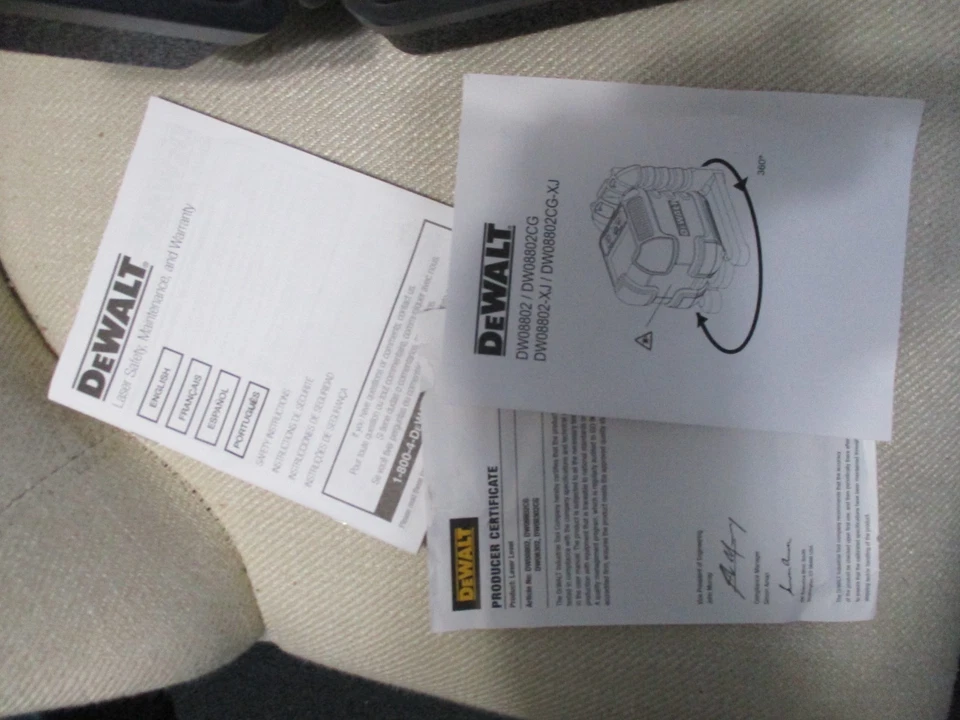Nivel láser de línea cruzada autonivelante DEWALT DW008802 DW08802CG con estuche/manual Foto 3 de 4