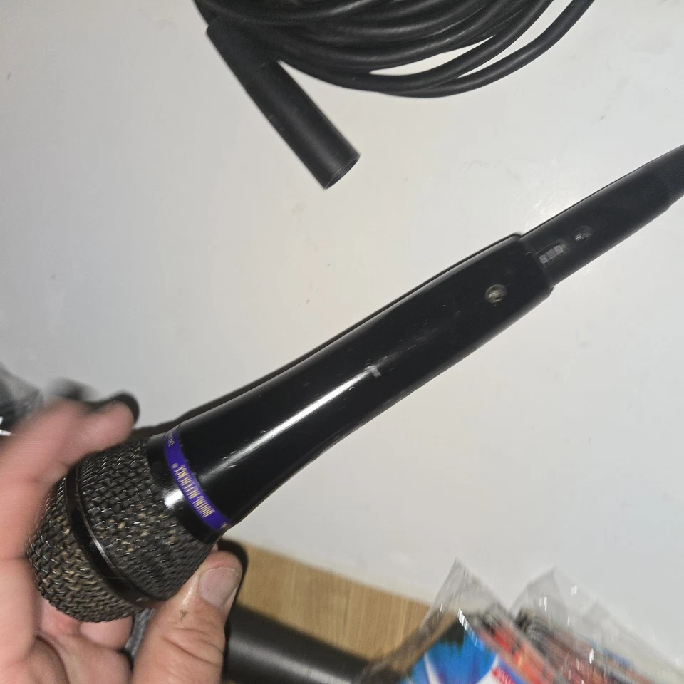 DIGITAL REFERENCE MICROPHONE DR-VX1 With Long Cable Cord Unidirectional Lo-Z - Image 4 of 4