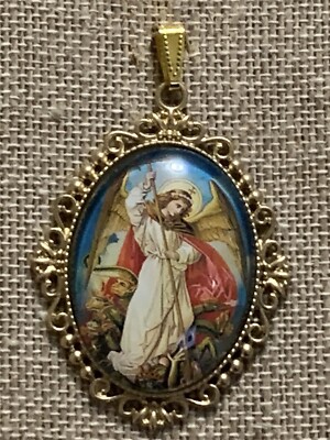 *SALE* LG. ST. MICHAEL THE ARCHANGEL CRYSTAL-DOME CAMEO PENDANT.g.deco shell set