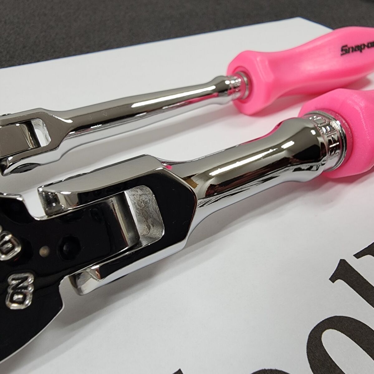 Snap-on Tools USA NEW 2pc PINK 1/4 Snap-on Tools USA NEW 2pc PINK 1/4