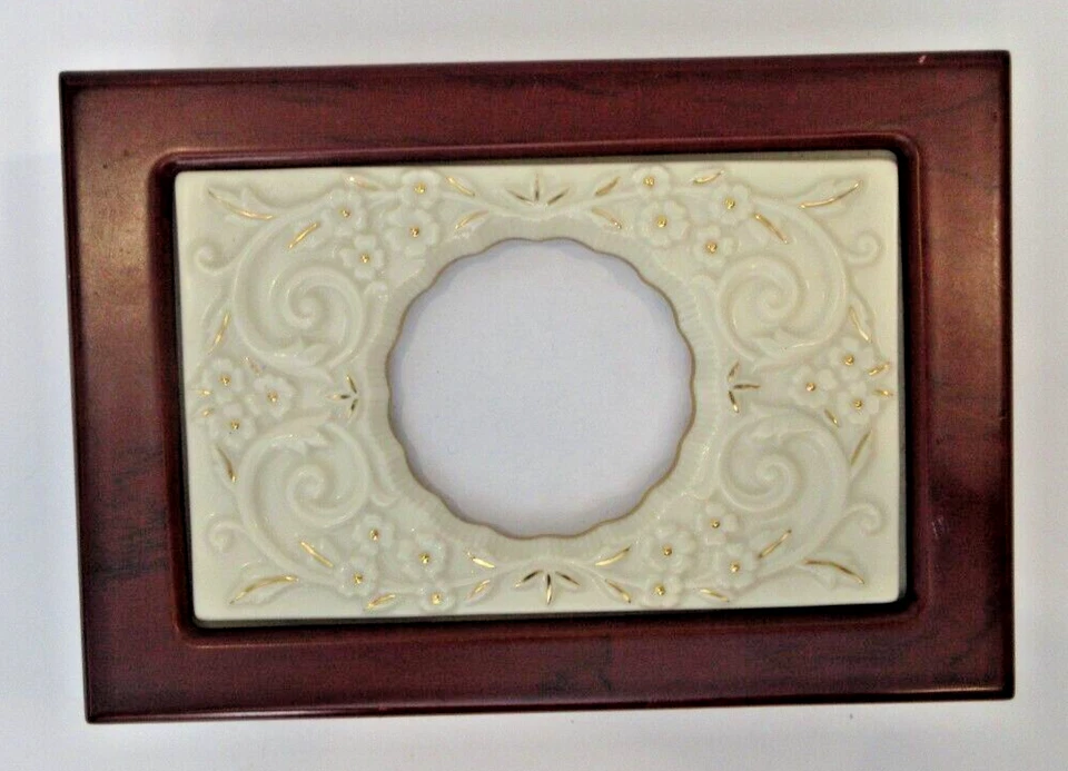 Lenox Cherished Memories Jewelry Box Wood w/ Porcelain Photo Frame w/ Gold Trim - Image 2 of 4