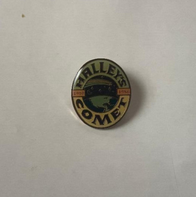 Halley's Comet 1985 Planet Earth Lapel Pin Collector's Edition Rare