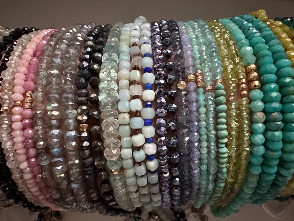 Armband aus Iolite  und Gold Beads - Bild 4 von 4