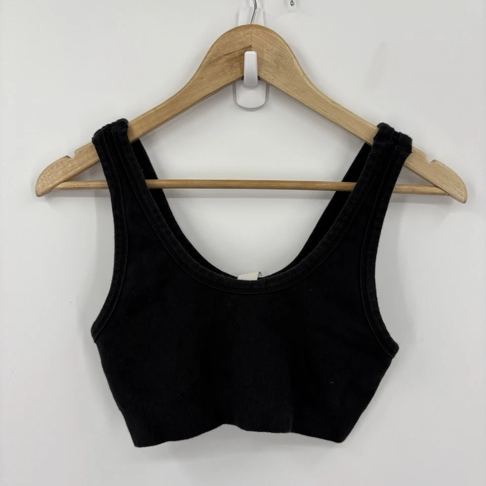 Alo Yoga Chosen Sports Bra Medium Black Stretch Gym Ribbed Pilates Seamless Soft - Image 3 of 4