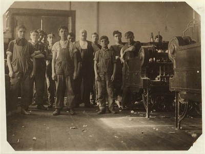 The Flint Cotton Mill,Fall River,Massachusetts,Child Labor,Lewis Wickes Hine 2