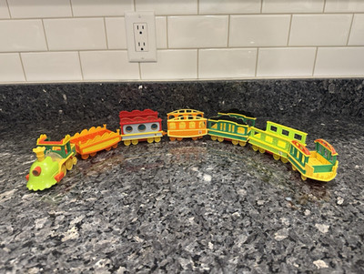 2010 Jim Henson Learning Curve Dinosaur Train Push Along With Lights And Sound