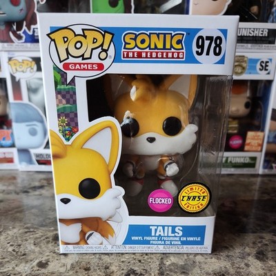 Funko Pop! FLOCKED CHASE - TAILS Sonic the Hedgehog #978 Exclusive + Protector