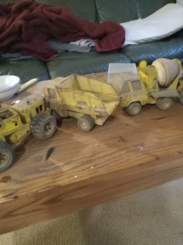 Tonka Toys 1960s Steel Cement Mixer Fork Lift Enloader Amd Dump Truck - Image 2 of 4